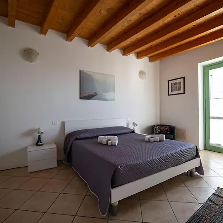 Holiday home Artistic House On The Iseo