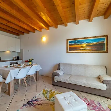 Artistic House On The Iseo Holiday home *