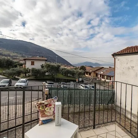 Artistic House On The Iseo בית נופש סולאזנו