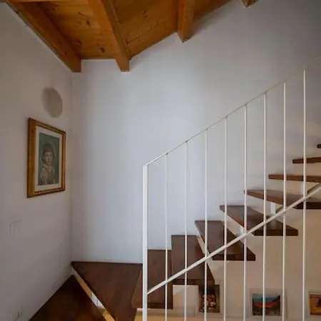 Ferienhaus Artistic House On The Iseo Sulzano